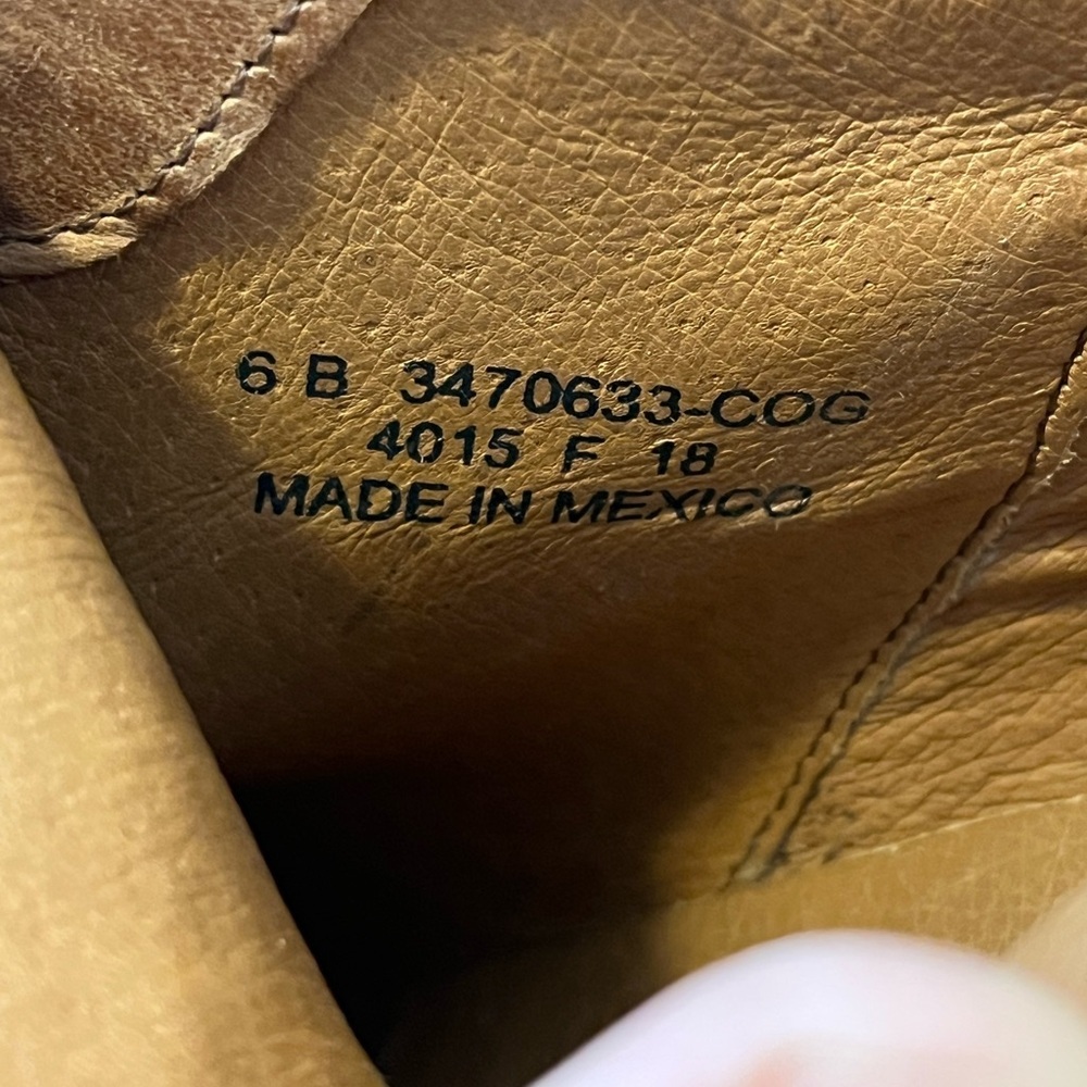 Frye Jenny Seam Booties Womens size 6 Made in Mexico - Picture 3 of 9